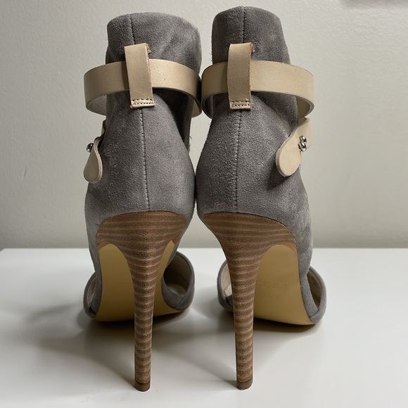 Joe’s Grey Suede Stacked Heel Tan Ankle Strap Pumps Heels Size 7.5 - Picture 5 of 13